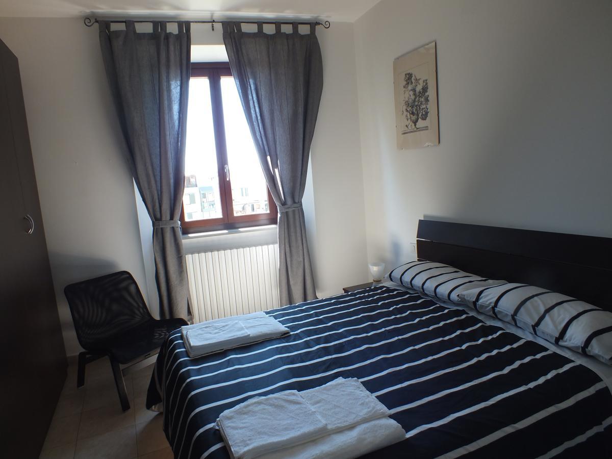 Il Torrione Bed & Breakfast Iesi Bagian luar foto